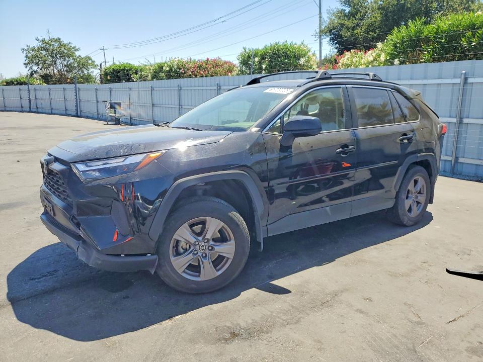 TOYOTA RAV4 2024 with VIN JTMLWRFV3RD256285 - Photo from auction