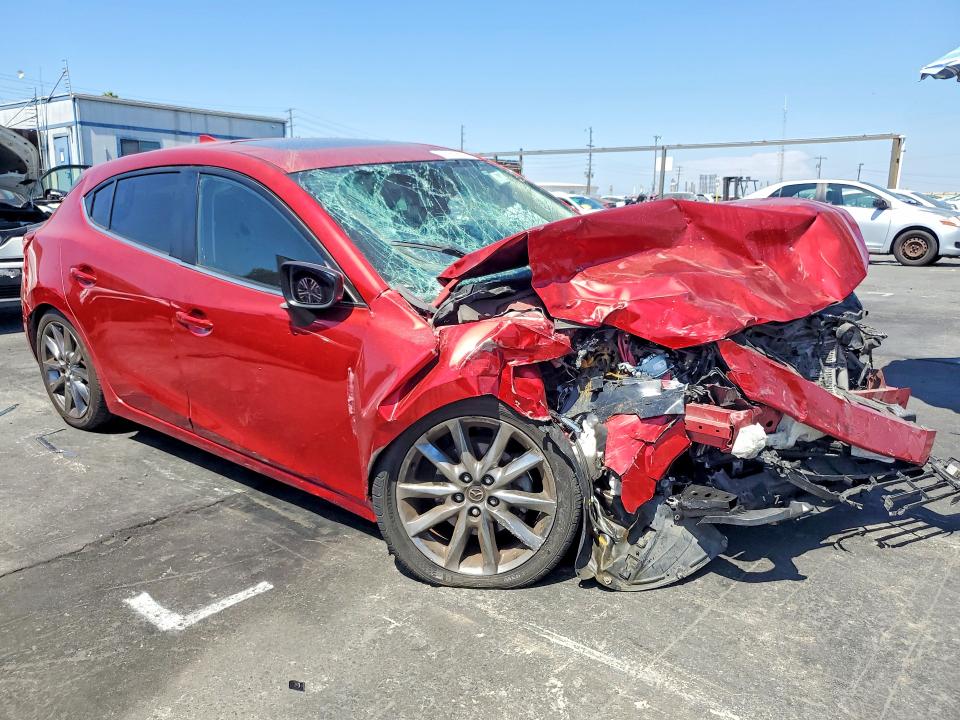 Photo 4 from auction – 2018 MAZDA 3 with VIN JM1BN1M32J1156234