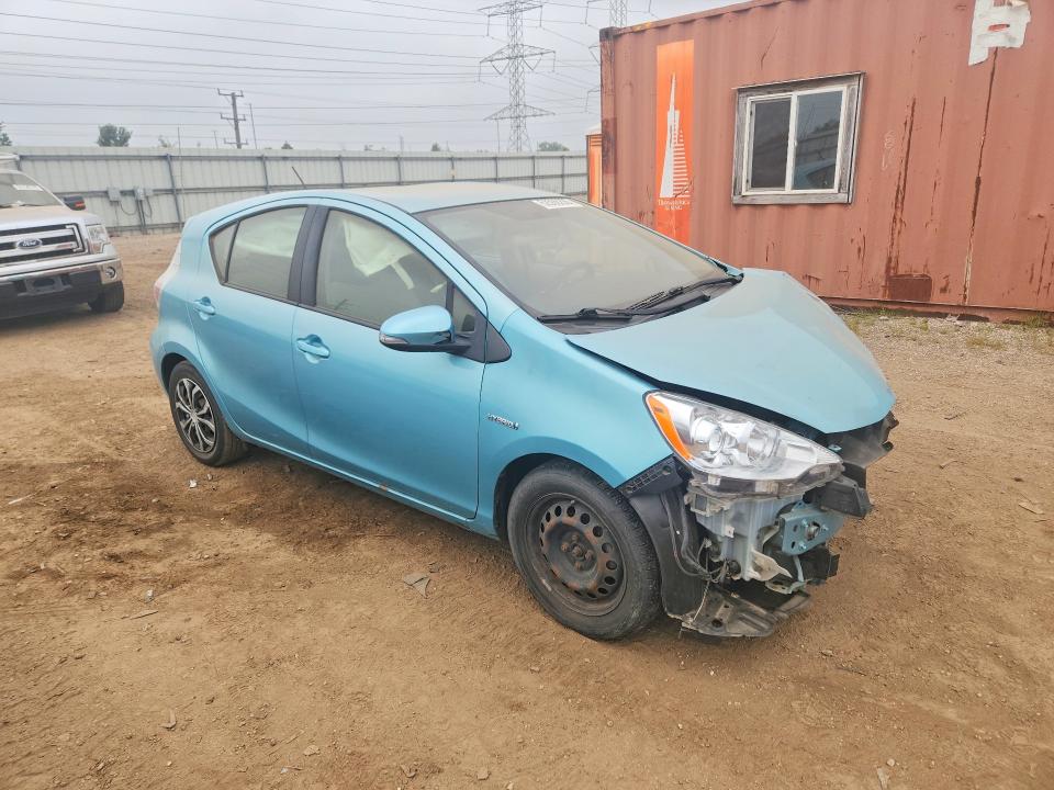 Photo 4 from auction – 2013 TOYOTA PRIUS C with VIN JTDKDTB34D1037557