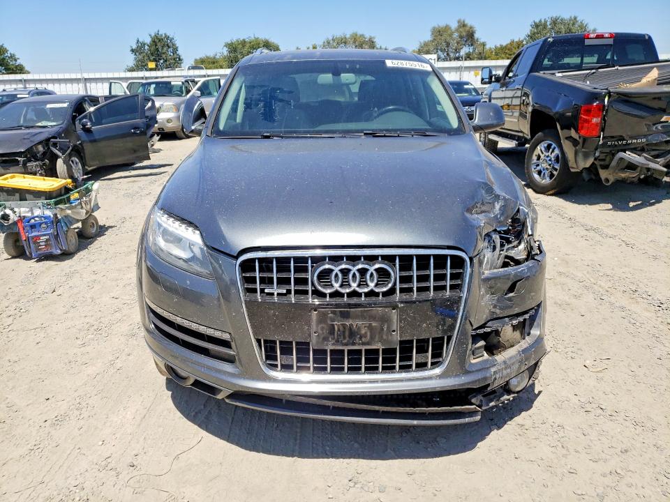 Photo 5 from auction – 2015 AUDI Q7 with VIN WA1LGAFE4FD024654