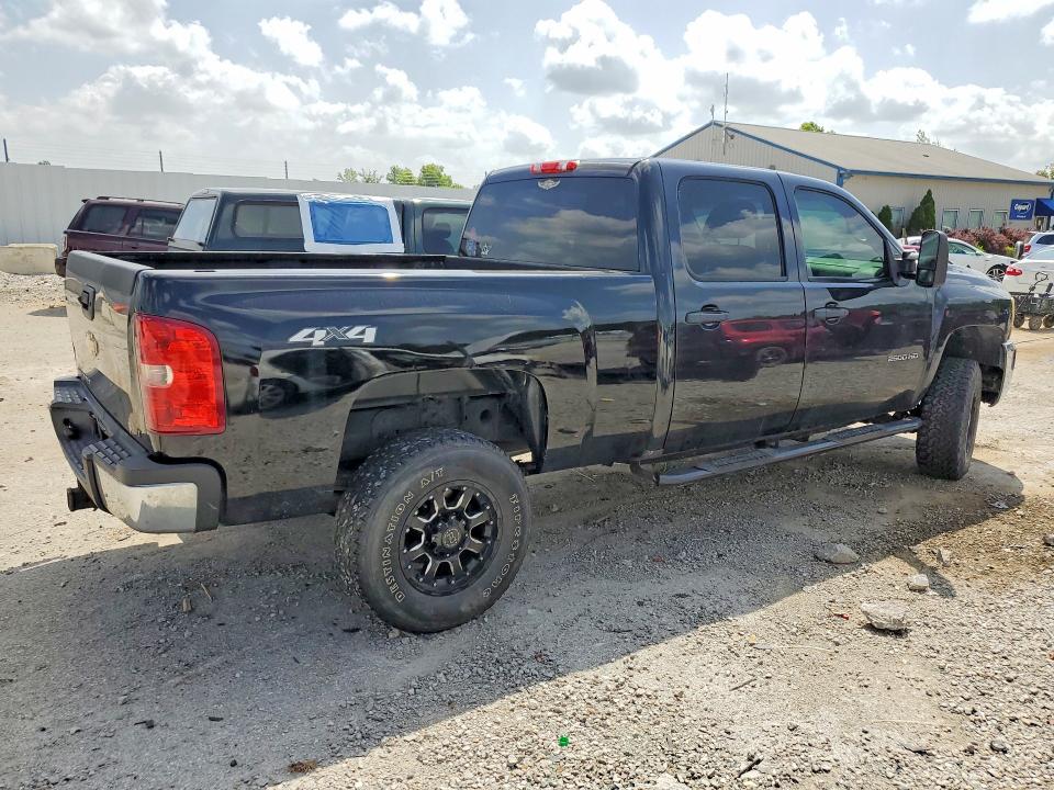Photo 3 from auction – 2010 CHEVROLET SILVERADO with VIN 1GC4KXB62AF120239