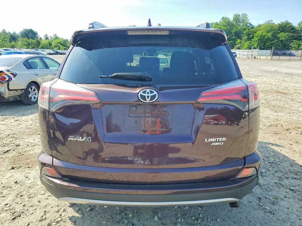 Photo 6 from auction – 2017 TOYOTA RAV4 with VIN 2T3DFREV8HW690113