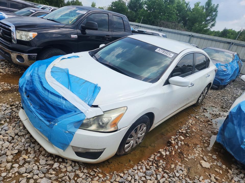 NISSAN ALTIMA 2015 with VIN 1N4AL3AP7FN385762 - Photo from auction