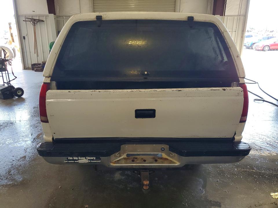 Photo 6 from auction – 1995 CHEVROLET GMT-400 with VIN 2GCEK19K0S1282223