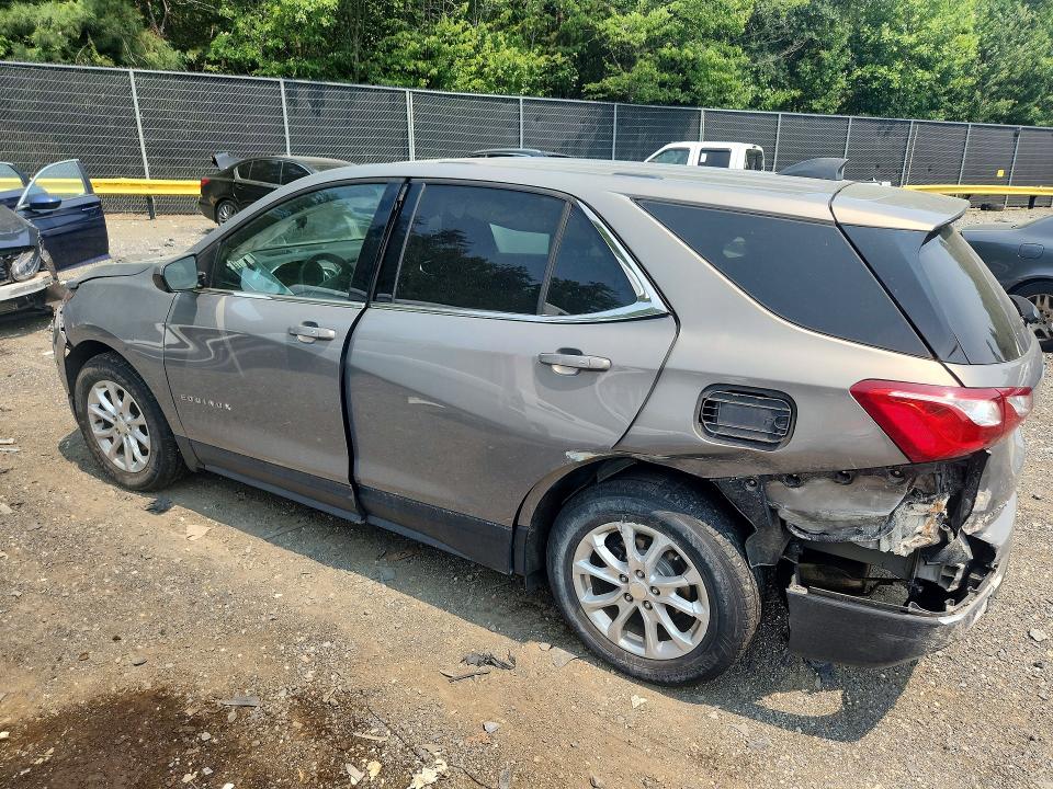 Photo 2 from auction – 2018 CHEVROLET EQUINOX with VIN 3GNAXJEV5JS546210