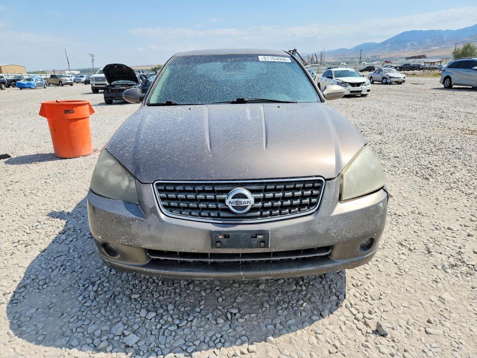 Zdjęcie 5 z aukcji – 2005 NISSAN ALTIMA z VIN 1N4BL11D95C143967