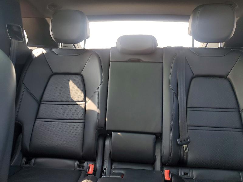 Photo 10 from auction – 2020 PORSCHE CAYENNE with VIN WP1AA2AYXLDA03047