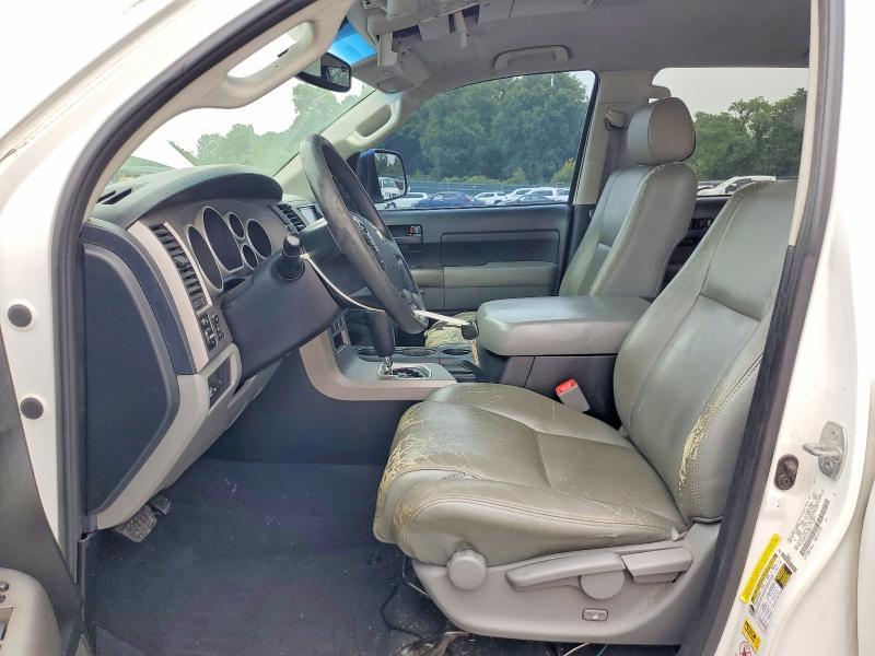 Photo 7 from auction – 2012 TOYOTA TUNDRA with VIN 5TFEY5F14CX130208