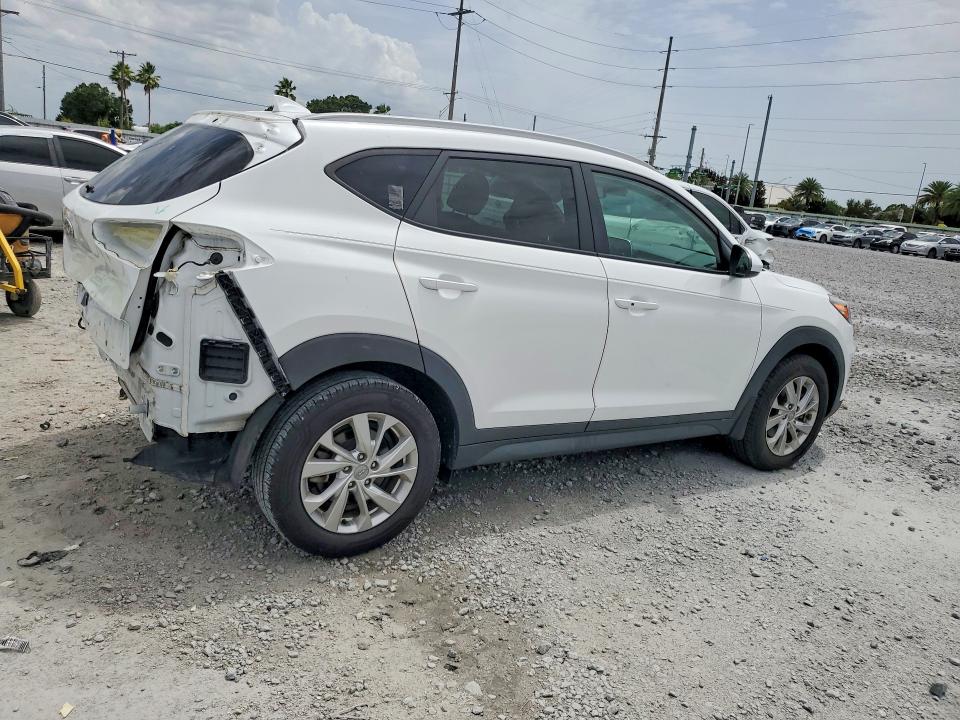 Photo 3 from auction – 2021 HYUNDAI TUCSON with VIN KM8J33A45MU285853