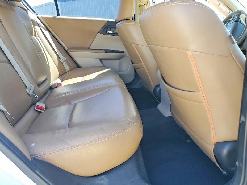 Photo 10 from auction – 2015 HONDA ACCORD with VIN 1HGCR2F3XFA230181