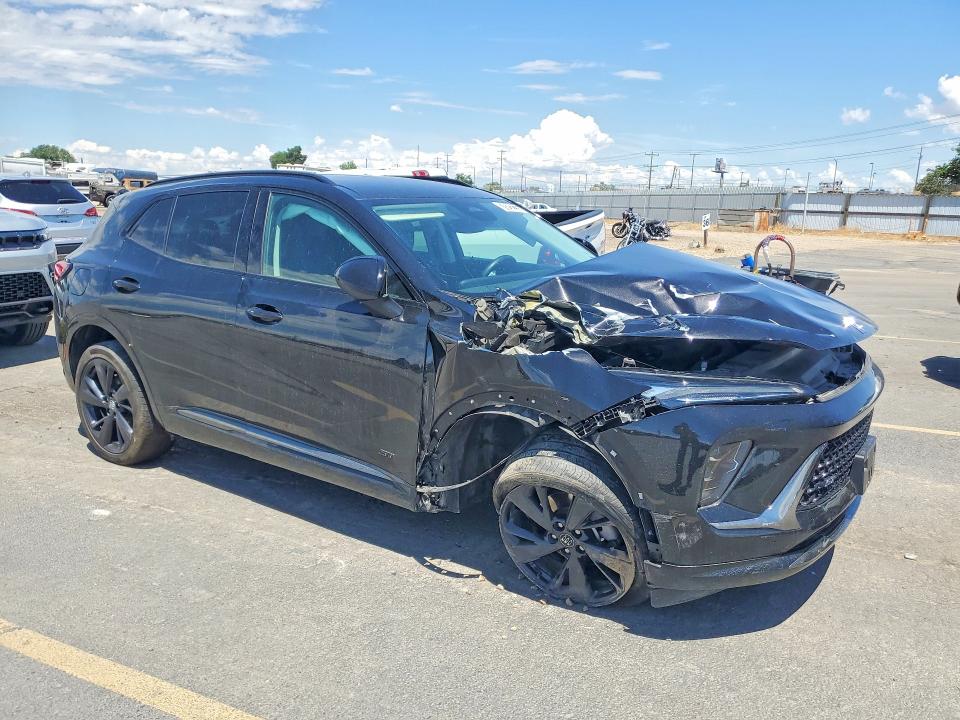 Photo 4 from auction – 2025 BUICK ENVISION with VIN LRBFZLE46SD011396