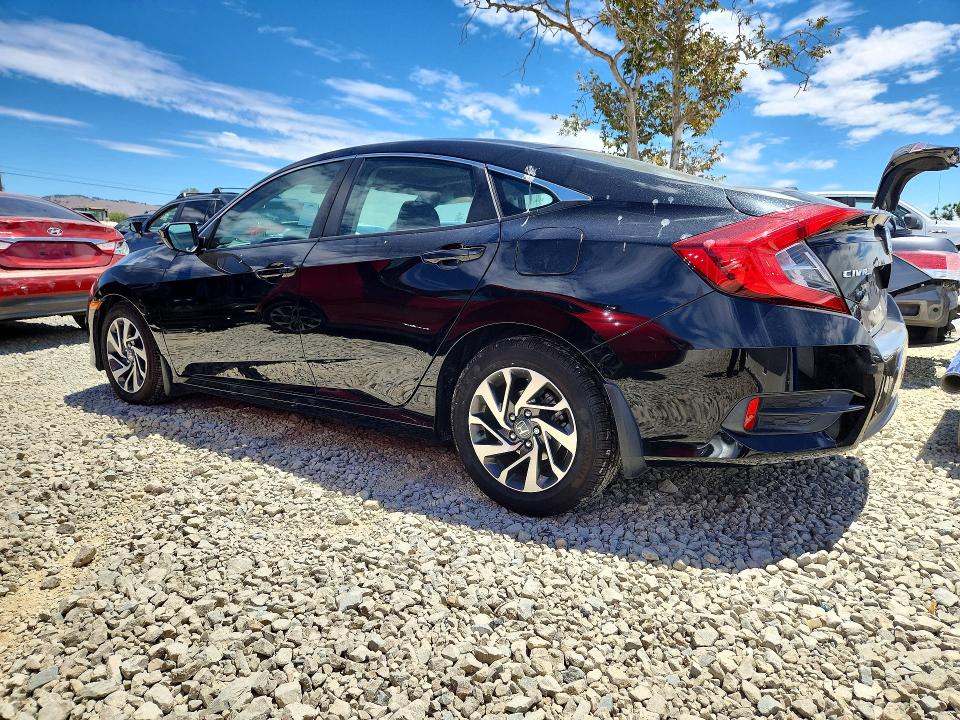 Photo 2 from auction – 2016 HONDA CIVIC with VIN 2HGFC2F83GH502342