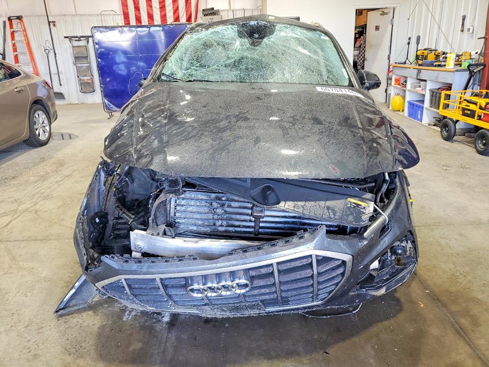 Photo 5 from auction – 2021 AUDI Q5 with VIN WA1CAAFYXM2102228