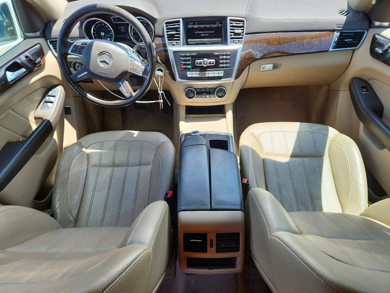 Photo 8 from auction – 2015 MERCEDES-BENZ GL with VIN 4JGDF6EE0FA461334