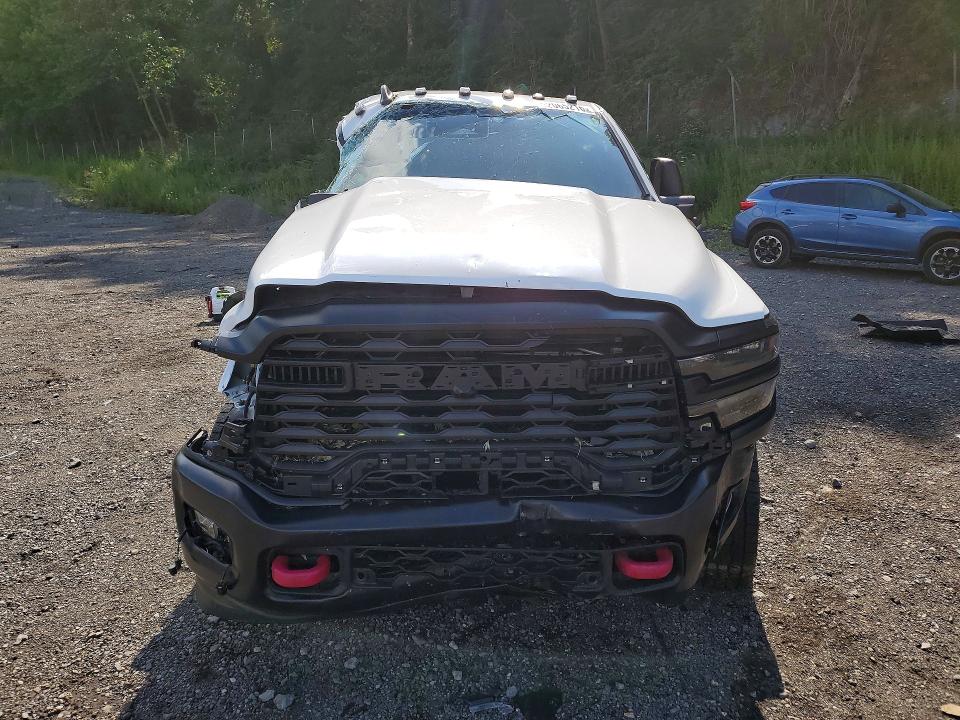 Снимка 5 от търг – 2025 RAM 2500 с VIN 3C6UR5CJ2SG507707