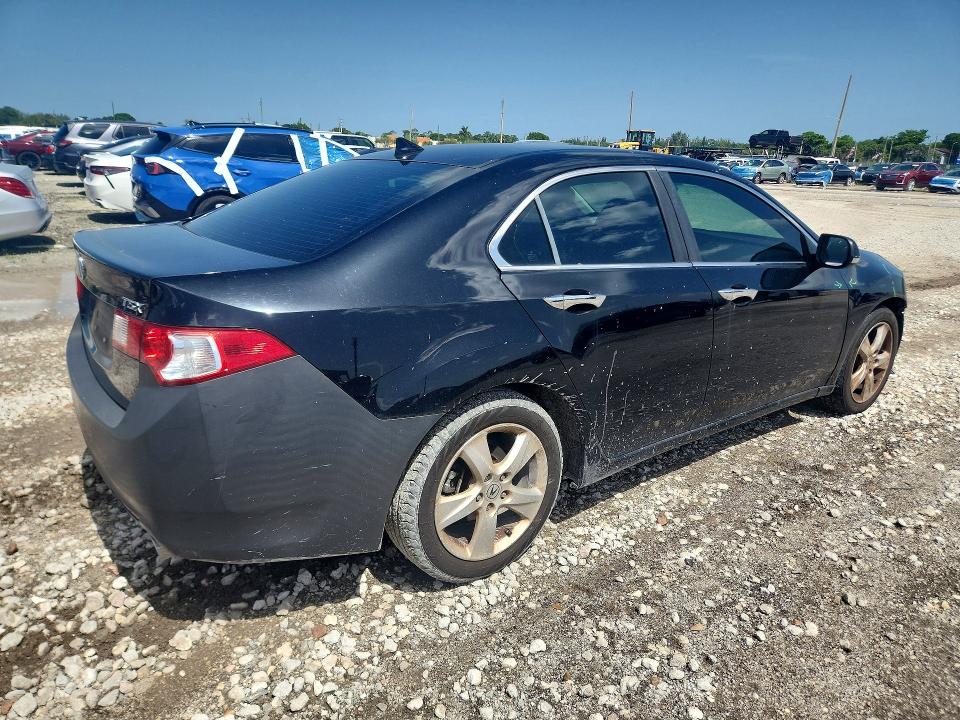 Photo 3 from auction – 2010 ACURA TSX with VIN JH4CU2F65AC004116