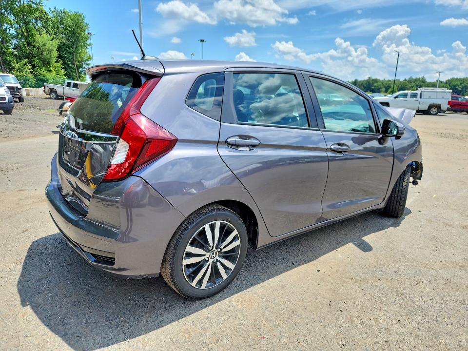 Photo 3 from auction – 2018 HONDA FIT with VIN 3HGGK5H89JM734040