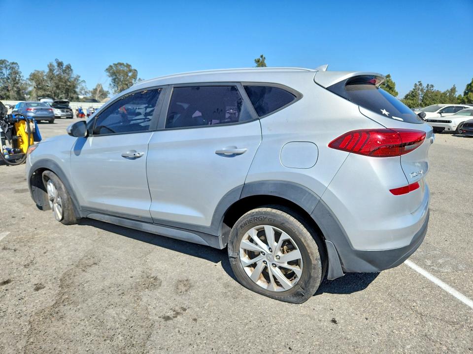 Photo 2 from auction – 2019 HYUNDAI TUCSON with VIN KM8J33A44KU014019