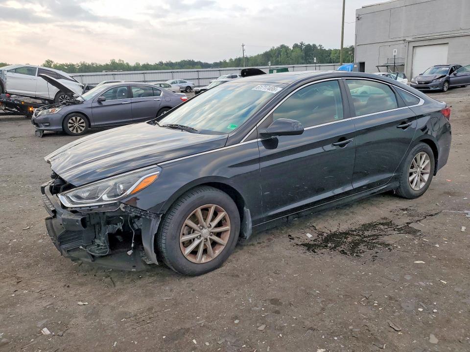 HYUNDAI SONATA 2019 with VIN 5NPE24AF6KH757226 - Photo from auction