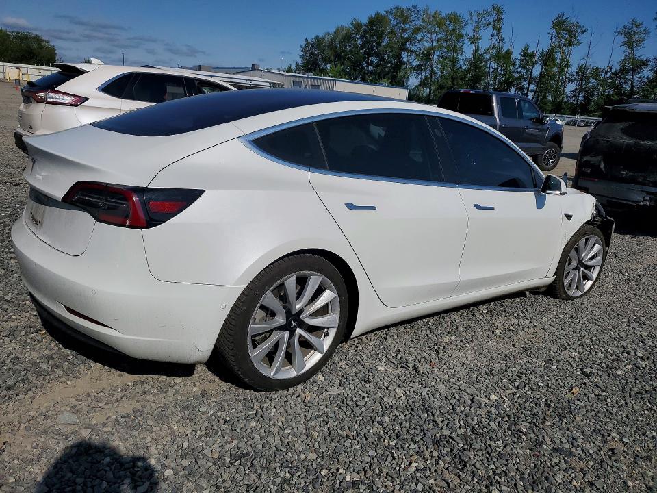 Photo 3 from auction – 2018 TESLA MODEL 3 with VIN 5YJ3E1EA5JF013822