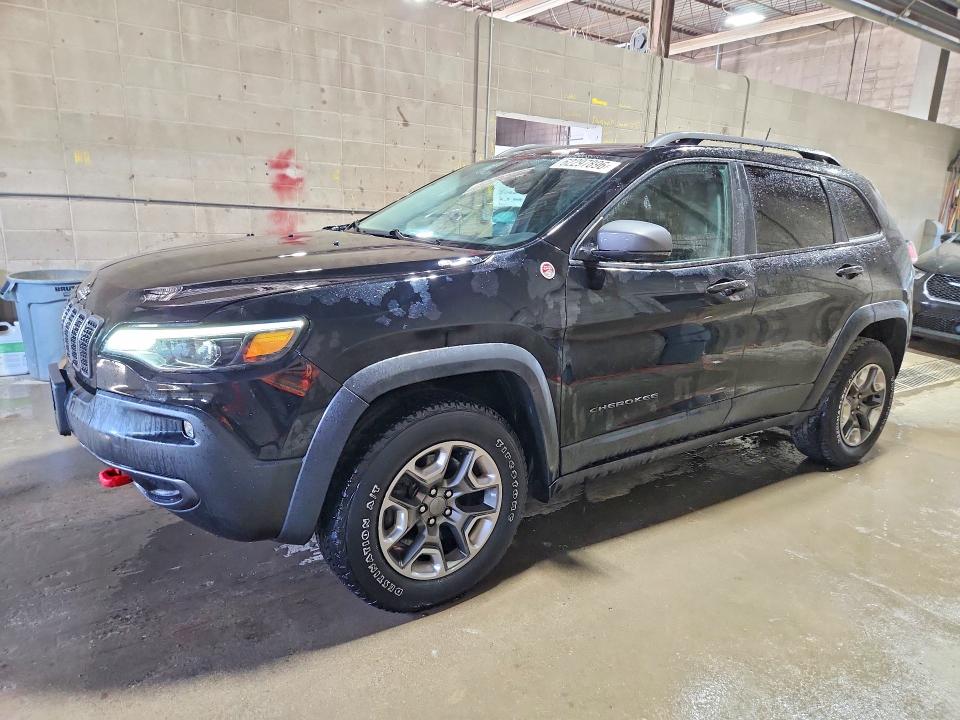 JEEP CHEROKEE 2019 with VIN 1C4PJMBXXKD477513 - Photo from auction