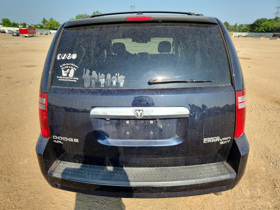 Photo 6 from auction – 2010 DODGE GRAND CARAVAN with VIN 2D4RN6DX5AR336420