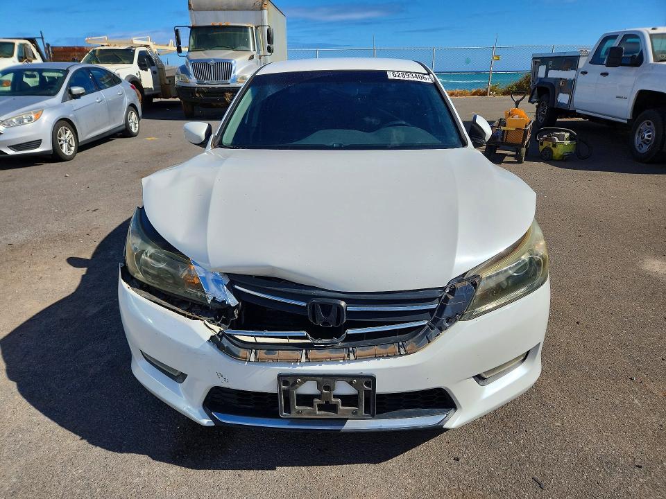 Photo 5 from auction – 2013 HONDA ACCORD with VIN 1HGCR2F57DA142588