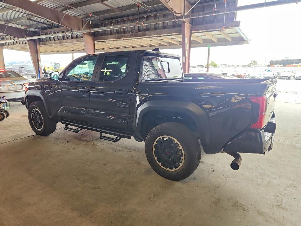 Photo 2 from auction – 2026 TOYOTA TACOMA with VIN 3TMLB5JN4TM212545