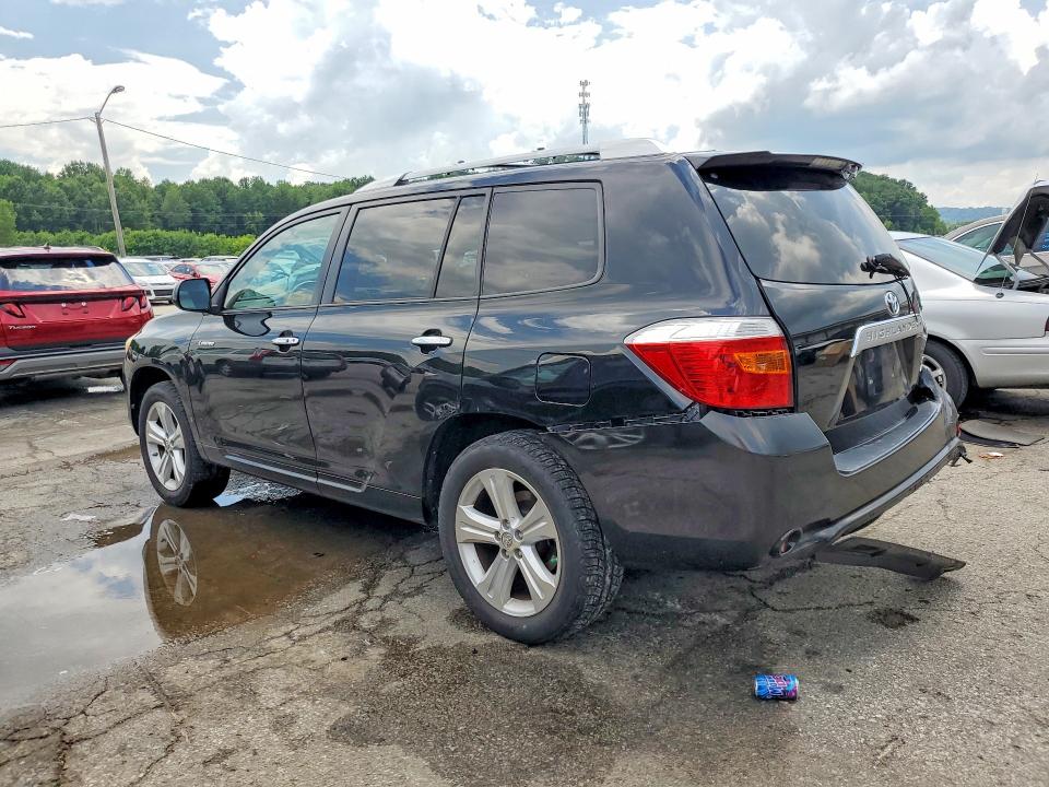 Photo 2 from auction – 2010 TOYOTA HIGHLANDER with VIN 5TDDK3EH4AS002313