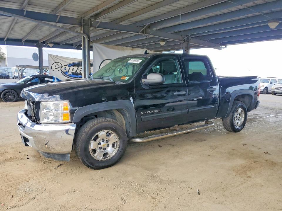 CHEVROLET SILVERADO 2013 with VIN 3GCPKSE77DG168178 - Photo from auction