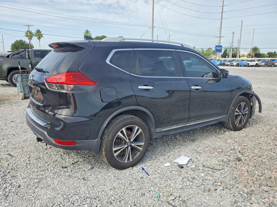 Photo 3 from auction – 2017 NISSAN ROGUE with VIN 5N1AT2MV0HC877607