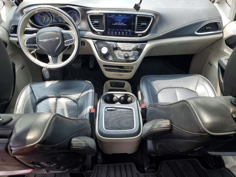 Photo 8 from auction – 2018 CHRYSLER PACIFICA with VIN 2C4RC1GG0JR232953