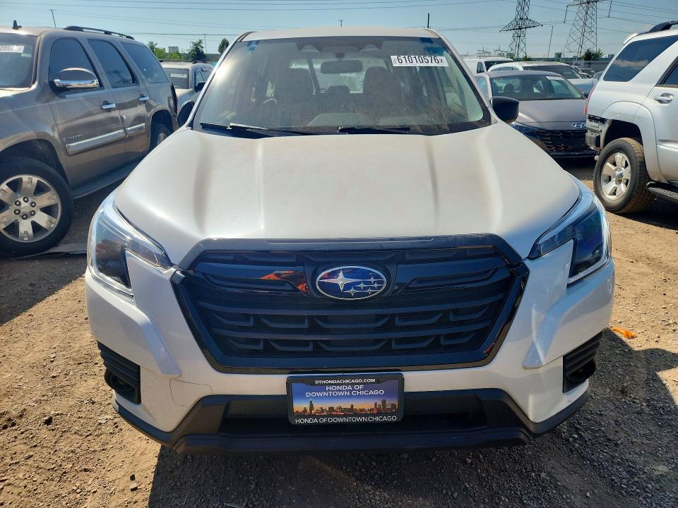 Photo 5 from auction – 2023 SUBARU FORESTER with VIN JF2SKAAC8PH437081