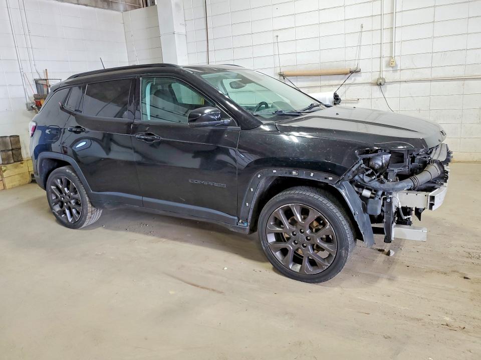 Photo 4 from auction – 2019 JEEP COMPASS with VIN 3C4NJDCB6KT797190