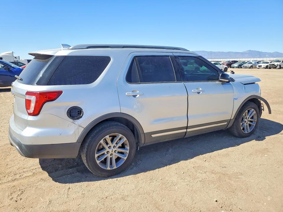 Photo 3 from auction – 2016 FORD EXPLORER with VIN 1FM5K7D82GGB18654