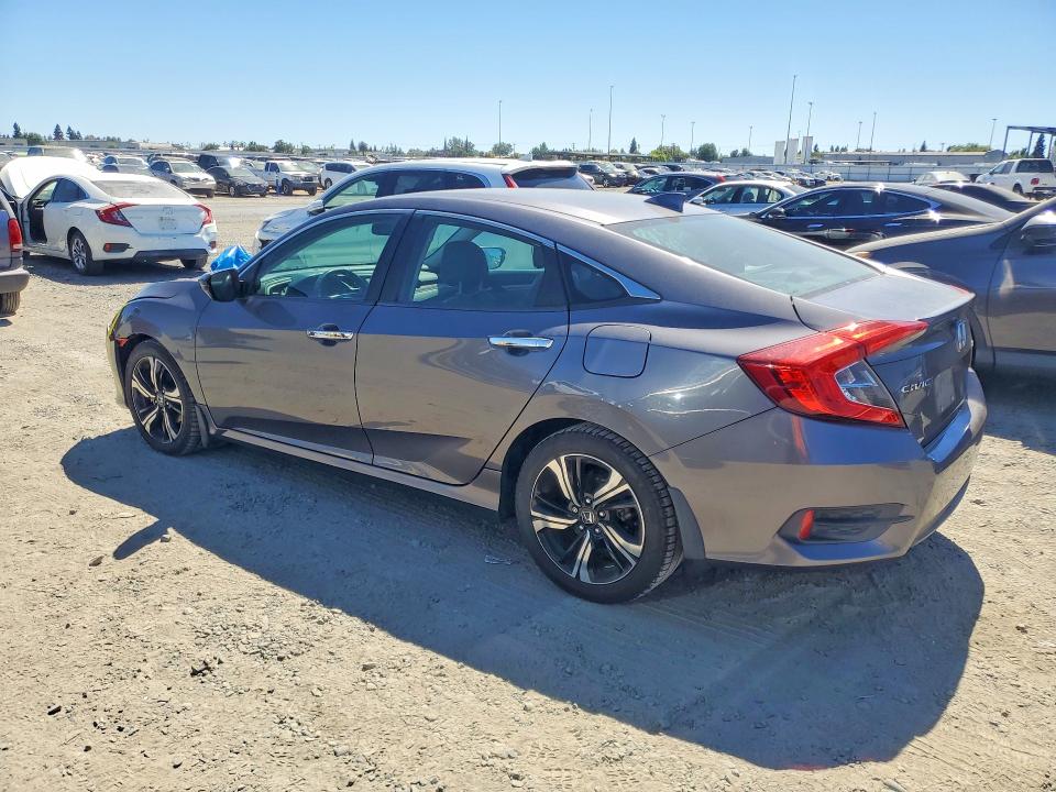 Photo 2 from auction – 2017 HONDA CIVIC with VIN 19XFC1F99HE205364