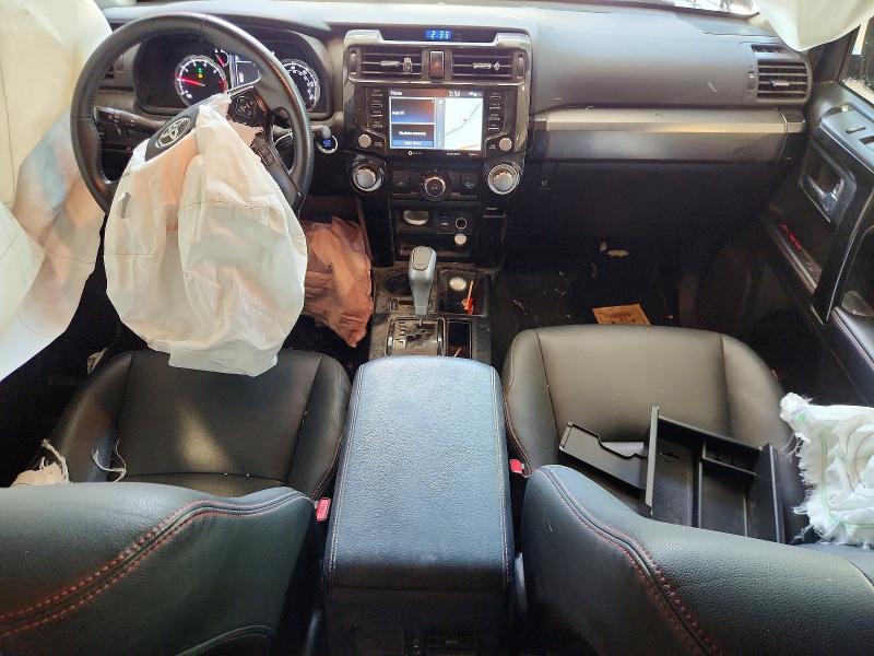 Foto 8 de la subasta – 2020 TOYOTA 4RUNNER con VIN JTEBU5JR8L5746724