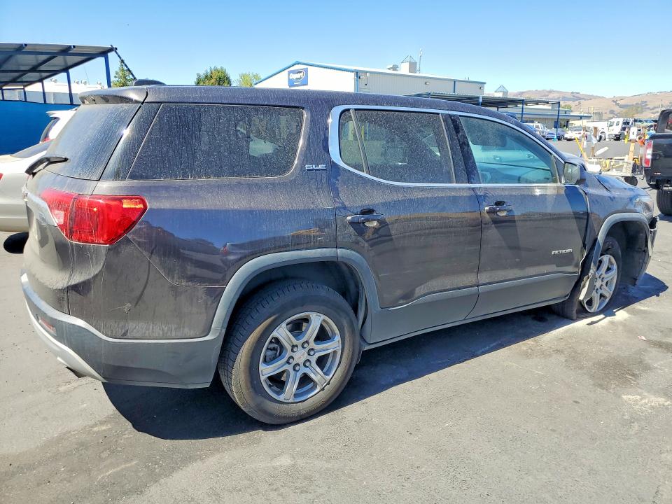 Photo 3 from auction – 2017 GMC ACADIA with VIN 1GKKNKLA0HZ208563