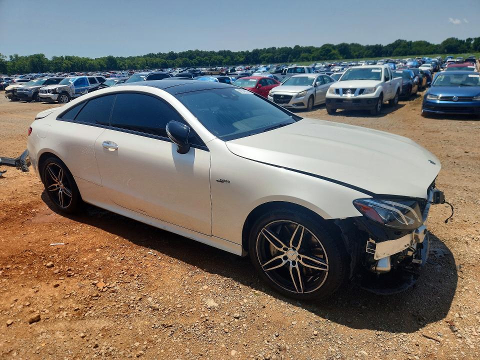 Photo 4 from auction – 2019 MERCEDES-BENZ E with VIN WDD1J6BB9KF086322