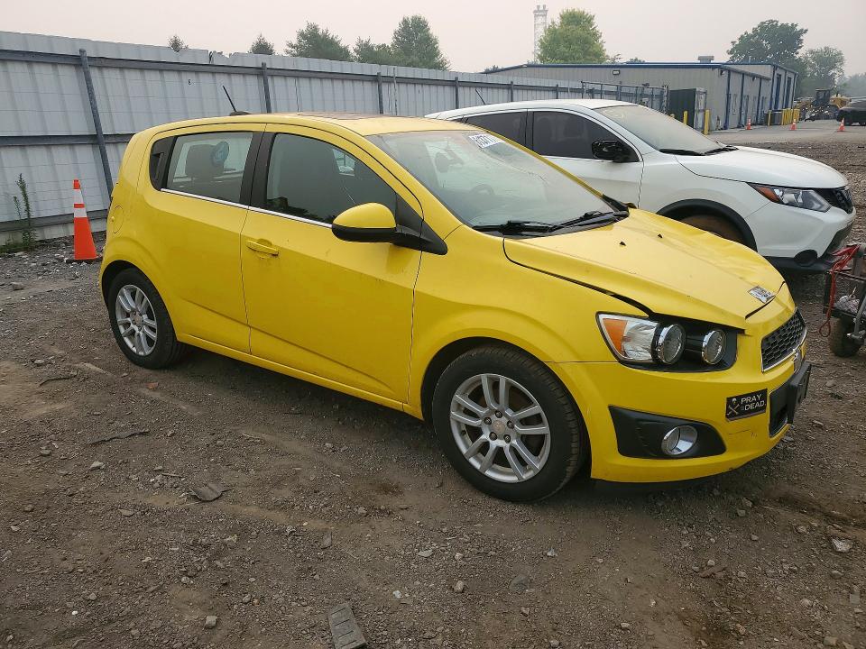 Photo 4 from auction – 2016 CHEVROLET SONIC with VIN 1G1JC6SG5G4117903