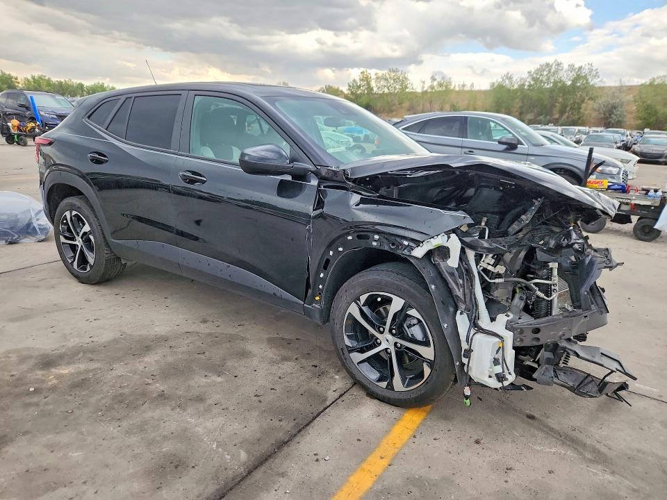 Photo 4 from auction – 2025 CHEVROLET TRAX with VIN KL77LGEP6SC320748