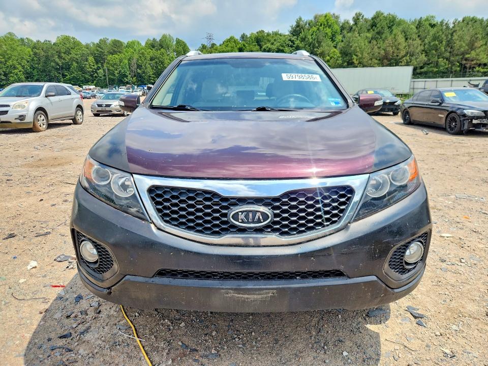 Photo 5 from auction – 2013 KIA SORENTO with VIN 5XYKT3A64DG356147