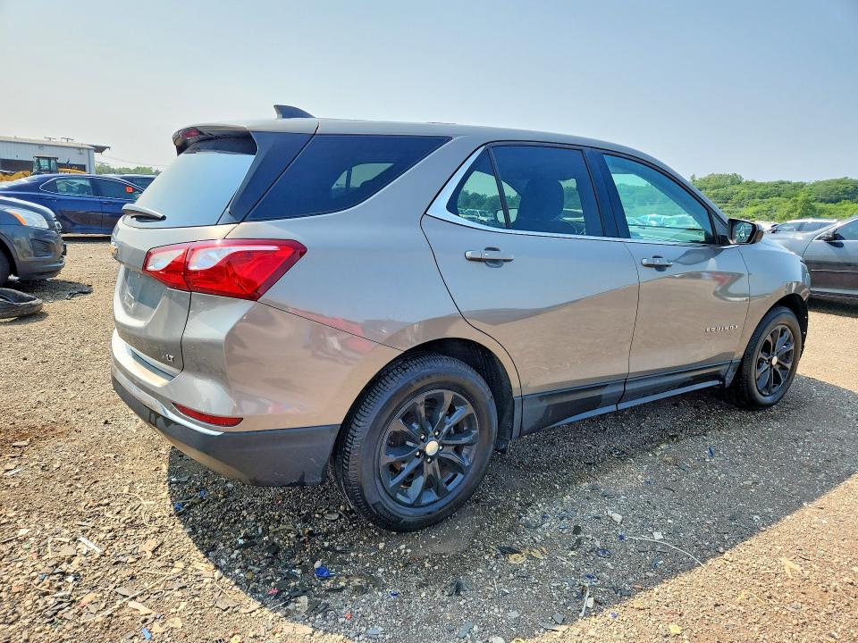 Foto 3 de la subasta – 2018 CHEVROLET EQUINOX con VIN 3GNAXJEV5JS527964