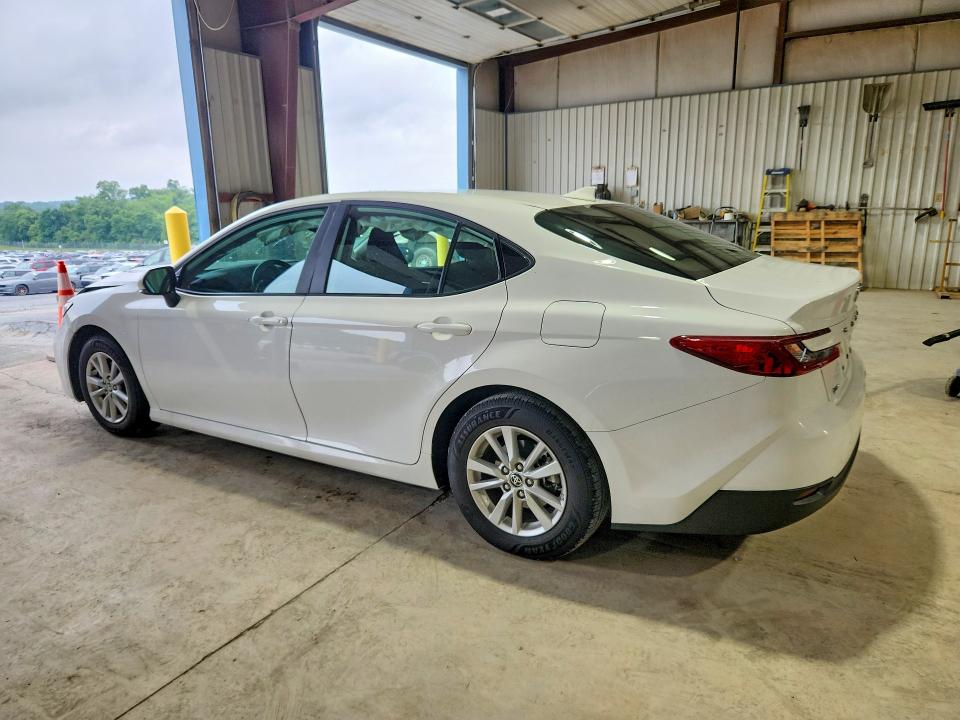 Photo 2 from auction – 2025 TOYOTA CAMRY with VIN 4T1DAACK9SU123613