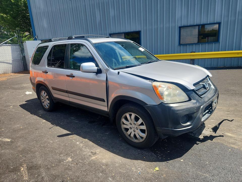 Photo 4 from auction – 2005 HONDA CR-V with VIN JHLRD788X5C055529