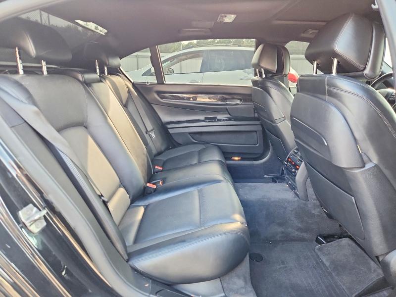 Photo 10 from auction – 2013 BMW 750 with VIN WBAYE8C55DDE22029