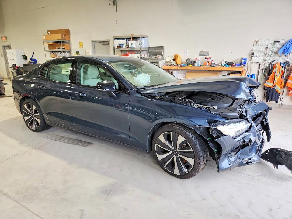 Photo 4 from auction – 2022 VOLVO S60 with VIN 7JRL12TZ4NG154209