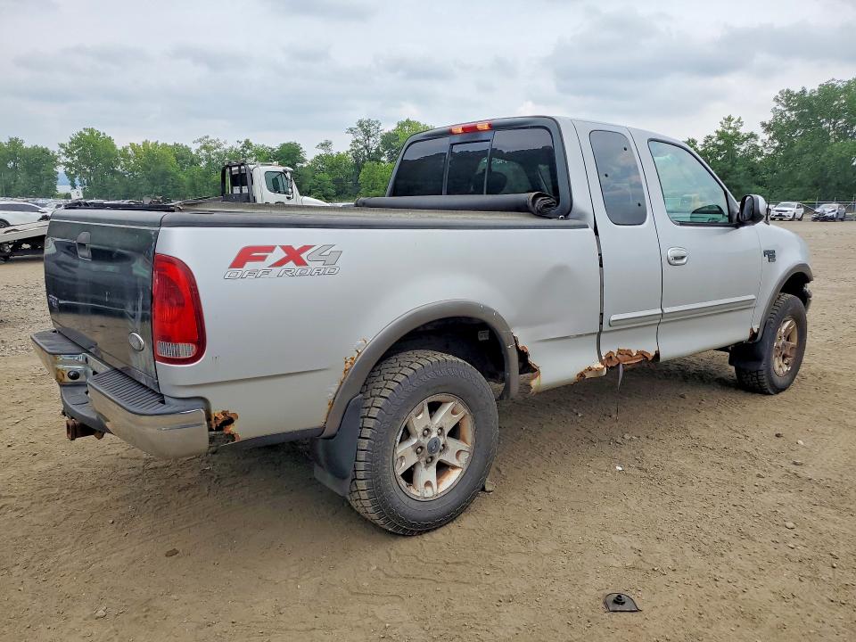 Photo 3 from auction – 2003 FORD F150 with VIN 1FTRX18L03NA92385