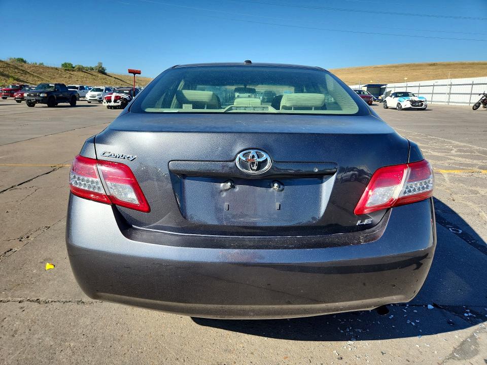 Photo 6 from auction – 2010 TOYOTA CAMRY with VIN 4T1BF3EK1AU091482