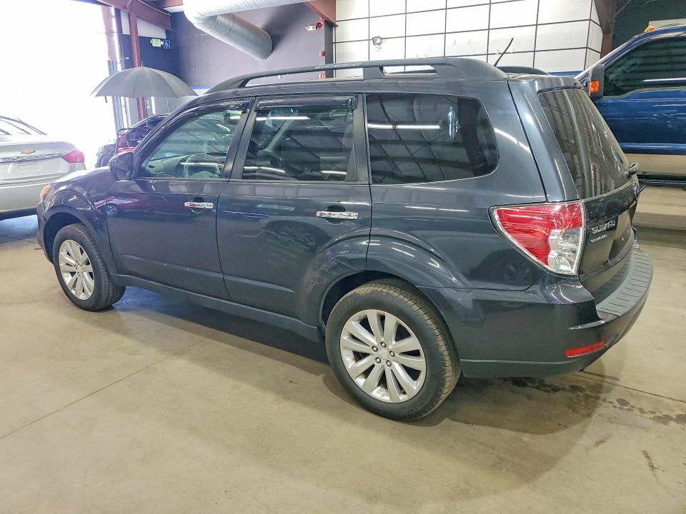 Photo 2 from auction – 2012 SUBARU FORESTER with VIN JF2SHAEC8CH441165